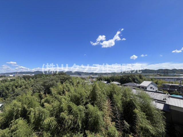 アズ・プレミアムステージ寝屋川の展望|■物件内覧・資金計画相談・住宅ローン相談、リフォーム相談、お問合せ受付中■
※当日・翌日のご内覧、ご相談はお電話でのお問合せがスムーズです！