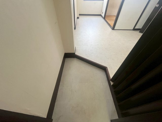 フラッグス肥後橋の玄関