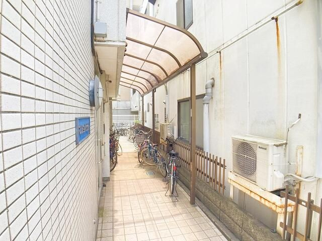 マンションビビットのロビー
