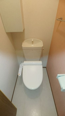 【トイレ】 | スプルース ヴィラ | ゆったりとした空間のトイレです