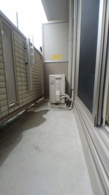 【バルコニー】 | スプルース ヴィラ | 暖かな日差しのふりそそぐバルコニー