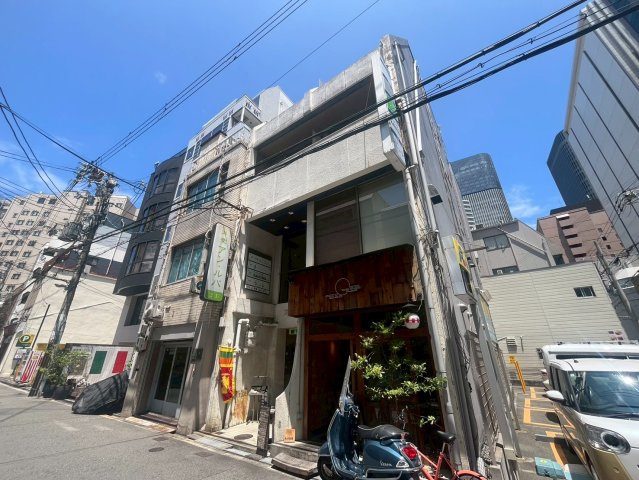 フラッグス肥後橋の外観