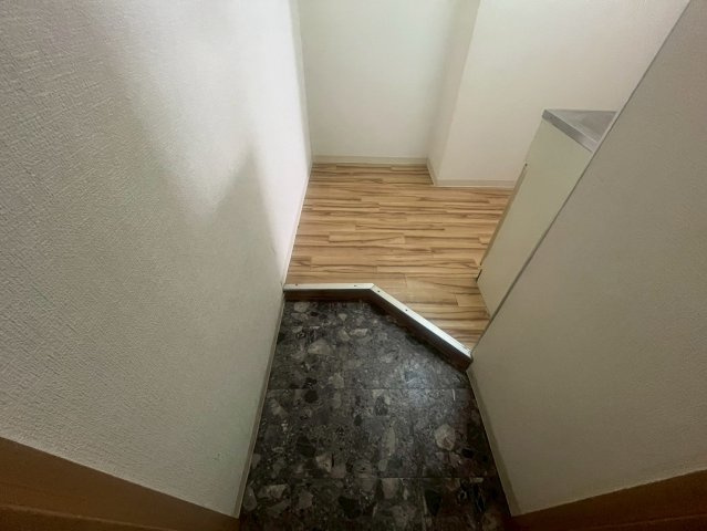 フラッグス肥後橋の玄関