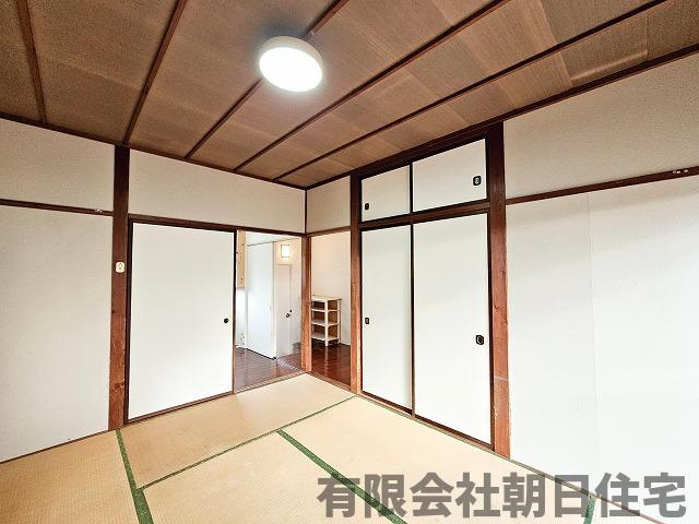 【和室】 | 上乃木2丁目収益物件 | 和室ならではの温かな和の空間で寛ぎの時間を過ごせます