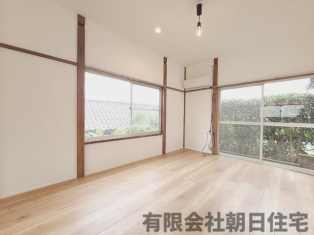 【洋室】 | 上乃木2丁目収益物件 | ゆったりした洋室です