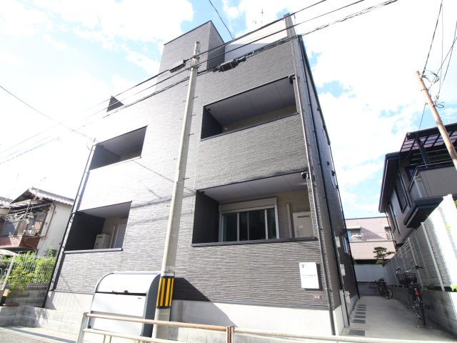 CRASTINE遠里小野