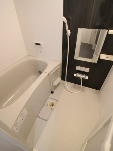 CRASTINE遠里小野の浴室|ゆったり過ごせるお風呂です