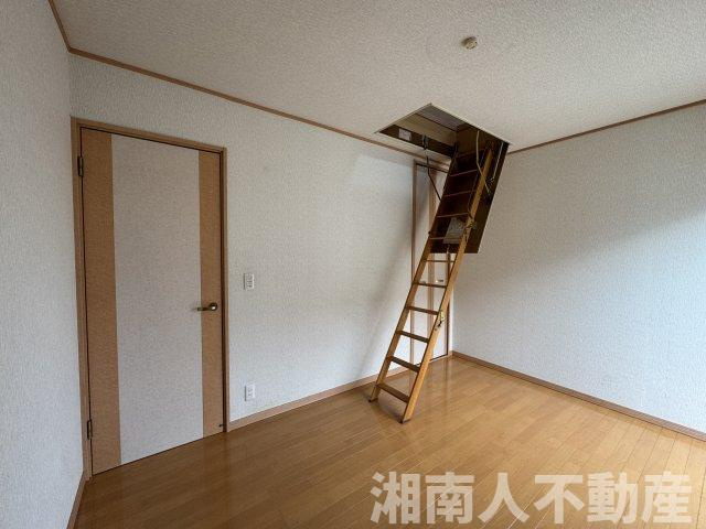 高座郡寒川町宮山 戸建の洋室|洋室です