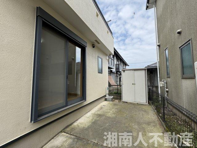 高座郡寒川町宮山 戸建の駐車場|車をお持ちの方に嬉しい駐車場付きの物件です