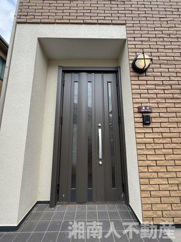 高座郡寒川町宮山 戸建の玄関|ゆったりとした玄関です