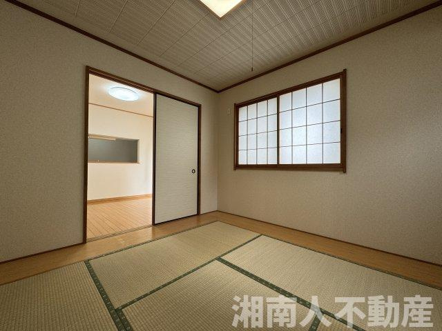 高座郡寒川町宮山 戸建の和室|きれいな和室です