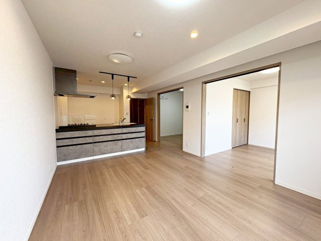 サンパレス鴨川