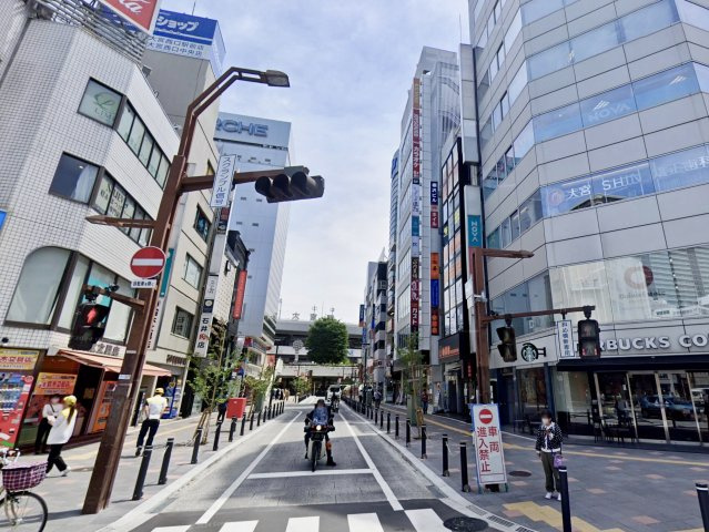 NYビルの周辺