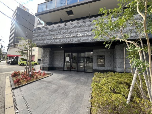 プレサンス梅田北ディアのエントランス