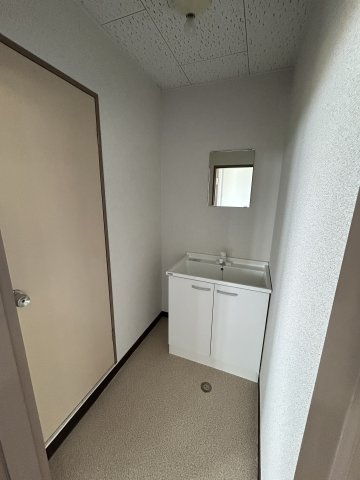 ハシモト・レジデンスビルの居間・リビング