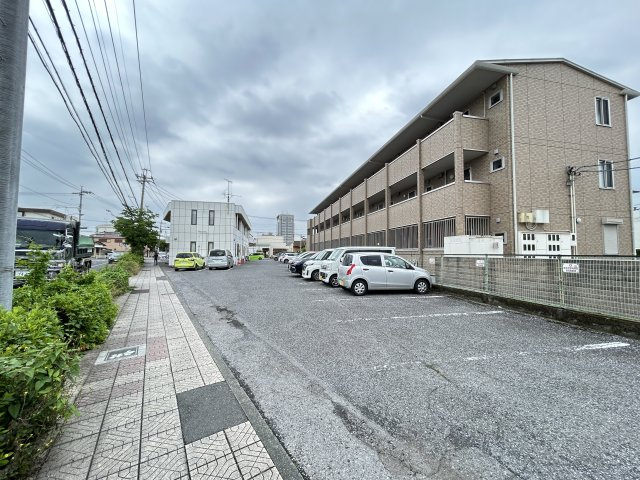 ハシモト・レジデンスビルの駐車場