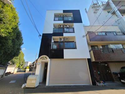 【外観】 | セヴィンシェリエ | ツートンカラーの外観です