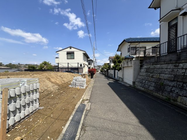 海まで徒歩７分！眺望良好な高台の新築住宅の外観