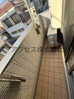 【バルコニー】