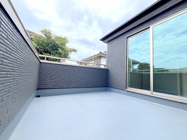 あきる野市小川東2丁目　新築分譲　全3棟　のバルコニー|2025年撮影