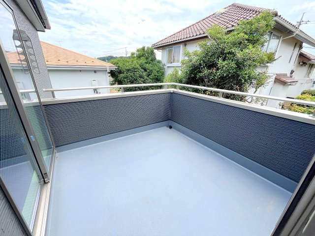 あきる野市小川東2丁目　新築分譲　全3棟　のバルコニー|2025年撮影
