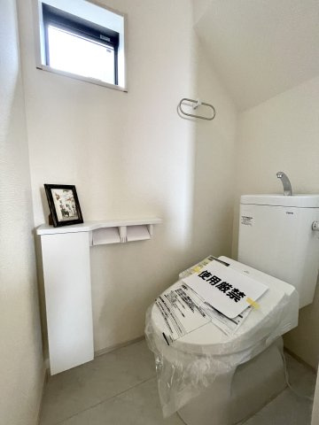 練馬区貫井4丁目　南向き大型邸宅　限定1棟のトイレ