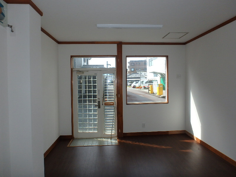 S1689R　平田ビルの洋室
