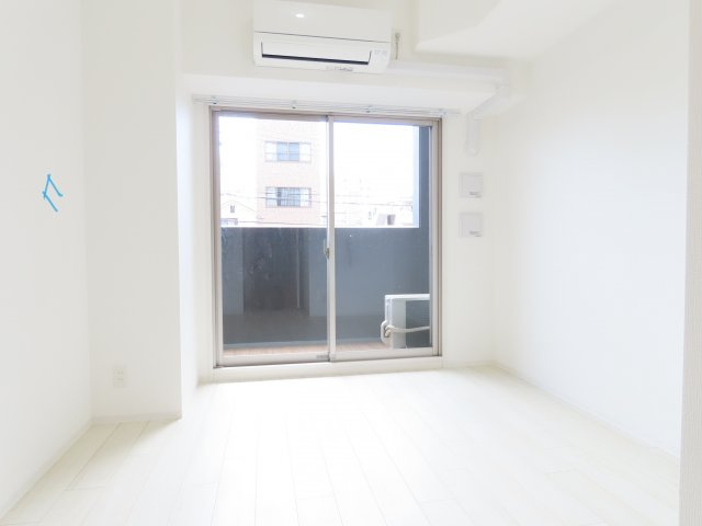 エスリード新北野アーデルの居間・リビング