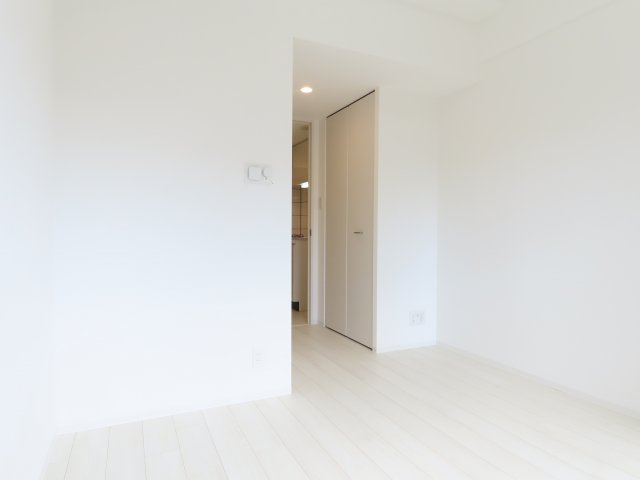 エスリード新北野アーデルの洋室