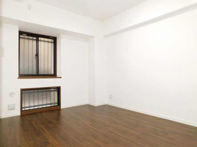 名古屋市北区上飯田南町２丁目の中古マンションの洋室|◇洋室◇　　明るい洋室約６．０帖　全居室収納完備！　（２０２５年５月リフォーム済）