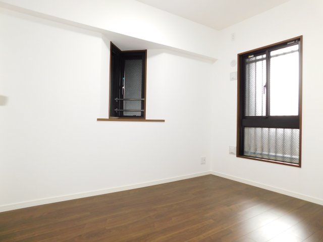 名古屋市北区上飯田南町２丁目の中古マンションの洋室|◇洋室◇　　明るい洋室約５．０帖　全居室収納完備！　（２０２５年５月リフォーム済）