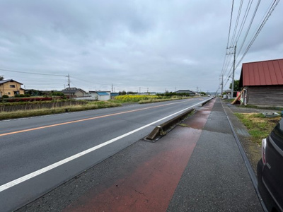【前面道路含む現地写真】 | 前橋市橋鼻毛石　中古戸建て