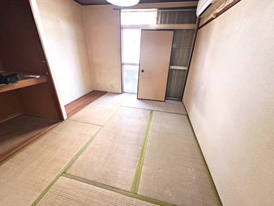 【居間・リビング】 | 中根岸荘 | 落ち着く畳