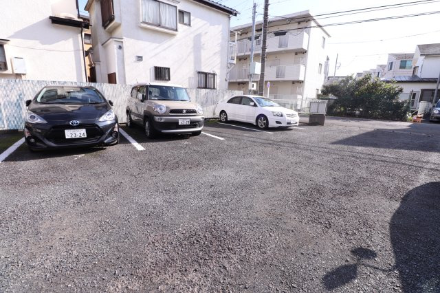 セントラルルミナスの駐車場