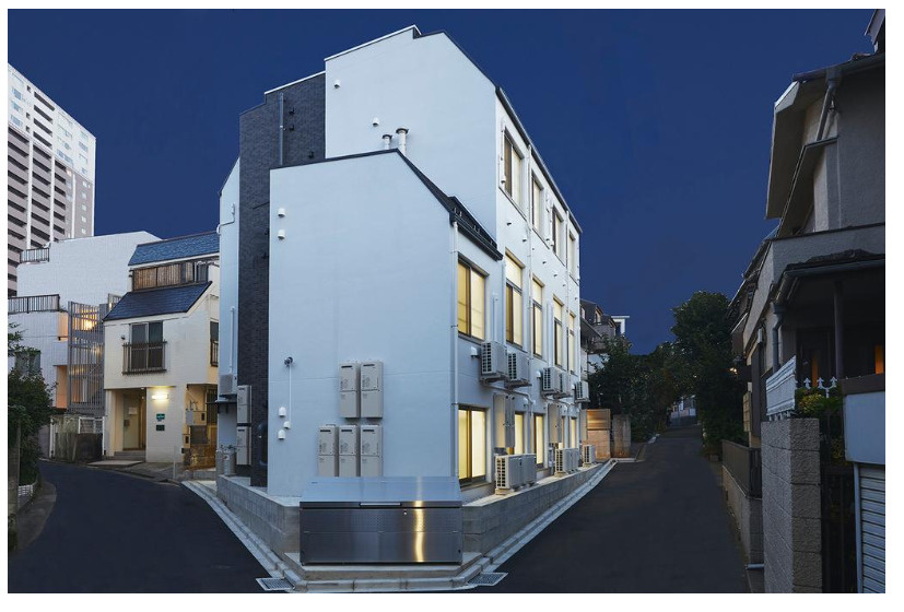 Pont du Gard（ポンデュガール）のエントランス|清潔なエントランスです