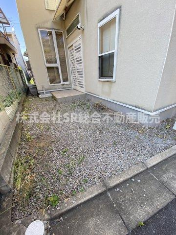 本町中古戸建の駐車場|お車をお持ちの方には嬉しい駐車場がございます！自転車・バイクも置けます！