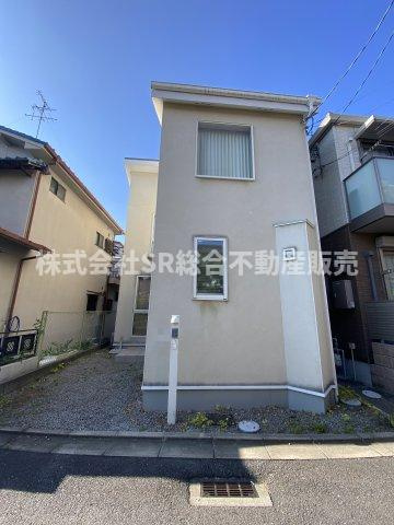 本町中古戸建の外観|特徴のある外観で分かりやすいです。