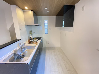 【その他】 | 上板橋全4棟 販売３棟 | 完成イメージ図、南仏プロヴァンスstyle、建物に温かさが感じられる外観