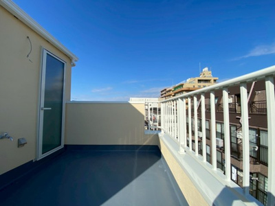 【洋室】 | 上板橋全4棟 販売３棟 | 二面採光により、各お部屋の日当たり、風通しは良好