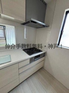 【キッチン】 | 神戸市垂水区桃山台6丁目　新築戸建1号棟　仲介手数料無料！ | キッチンでお料理をお楽しみください