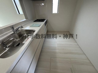 【キッチン】 | 神戸市垂水区桃山台6丁目　新築戸建1号棟　仲介手数料無料！ | キッチンです
