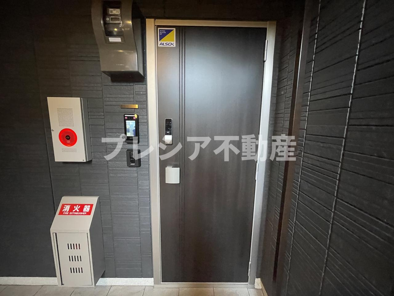 D-residence上甲子園の玄関