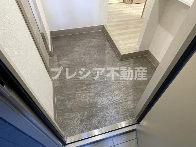 D-residence上甲子園の玄関