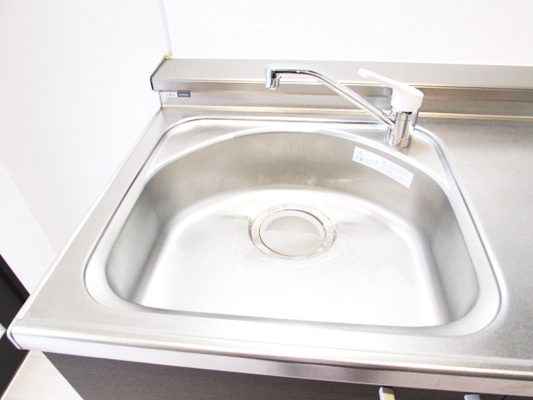 A・Grayish宝塚のキッチン|コンパクトなキッチンで掃除もラクラク