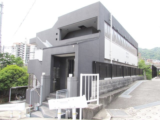 A・Grayish宝塚の外観