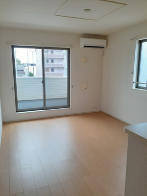 【居間・リビング】 | サニールピナスⅢ【名古屋市賃貸・エアコン】