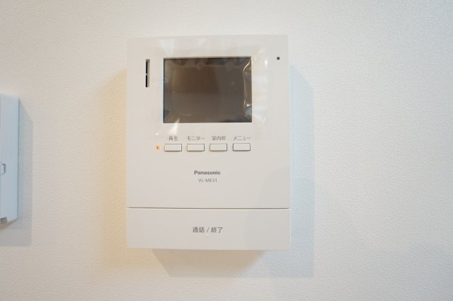 常滑市錦町3丁目　6号棟の設備|録画機能があり、どのような人が何時に来訪されたのかがわかります、防犯はもちろんお届け物などの把握にも便利です、ライト付きなので夜間でも安心です。
