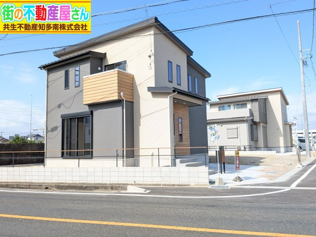 常滑市錦町3丁目　1号棟