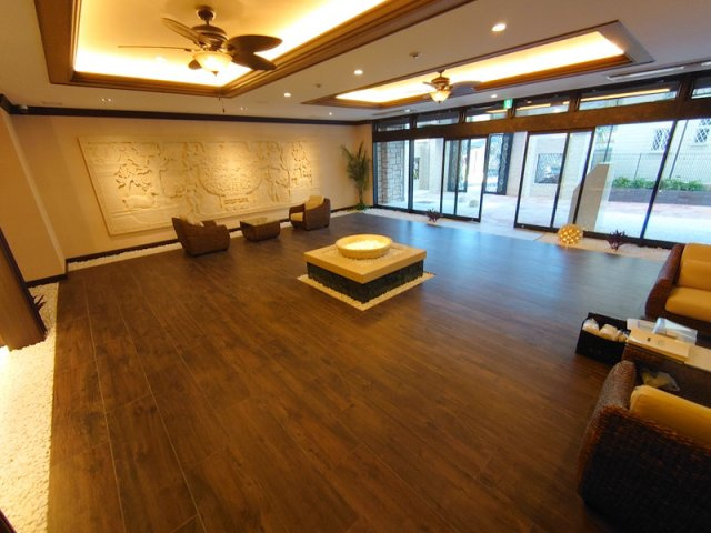 【エントランス】 | プレジオ宝塚ASIAN