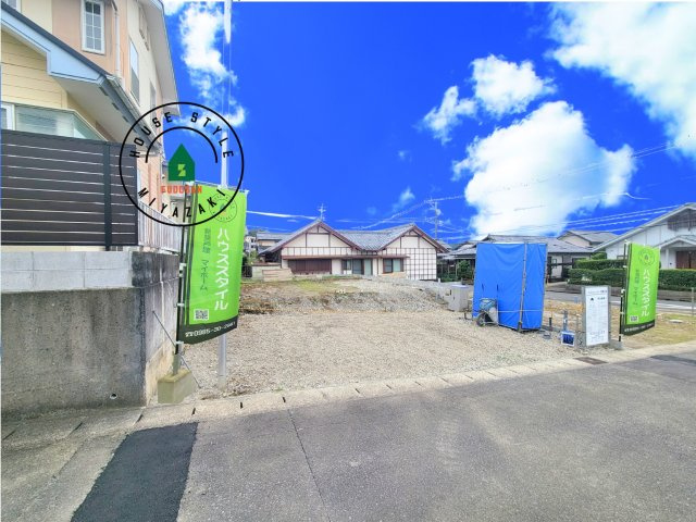 宮崎市生目台西一丁目第1-2棟（B号棟）の前面道路含む現地写真|見学の時間などお気軽にお問い合わせ下さい。